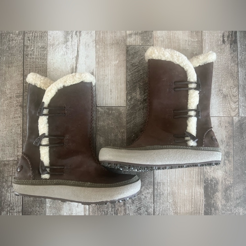 Merrell Spirit Tibet High boots size 8